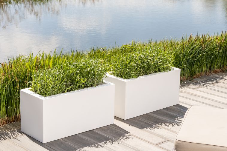 Podłużna prostokątna donica Monumo Lungo